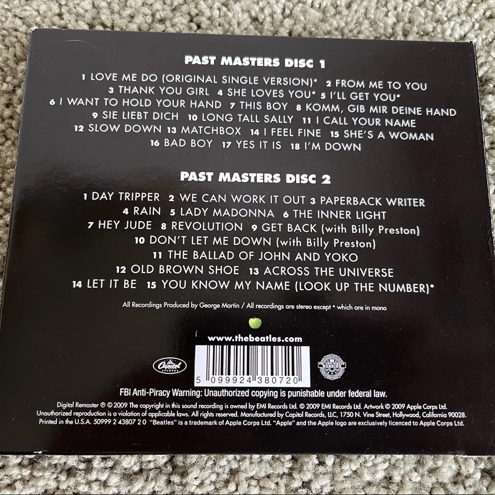 The Beatles, Past Masters CDs - Picture 2 of 5
